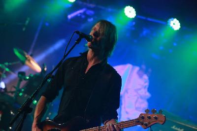 Nico Trznadel (Bass)